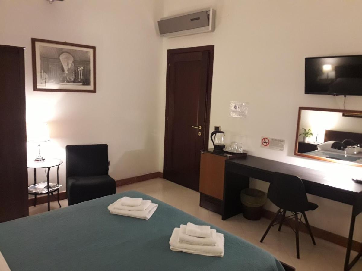 קליארי Guest Room Via Dei Passeri מראה חיצוני תמונה